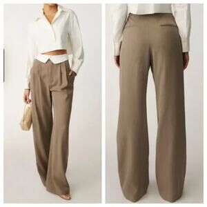 Reformation Stevie High Rise Pants NWT Size 2 Mushroom